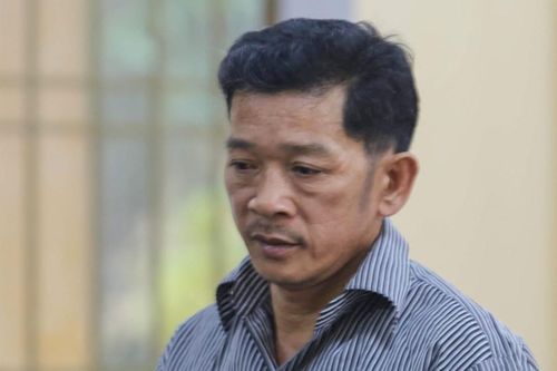 Chồng đâm chết vợ vì cản mua bia tiếp khách