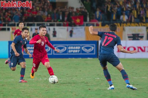 Toàn cảnh trận Việt Nam - Thái Lan: Quang Hải nhảy múa tại Mỹ Đình