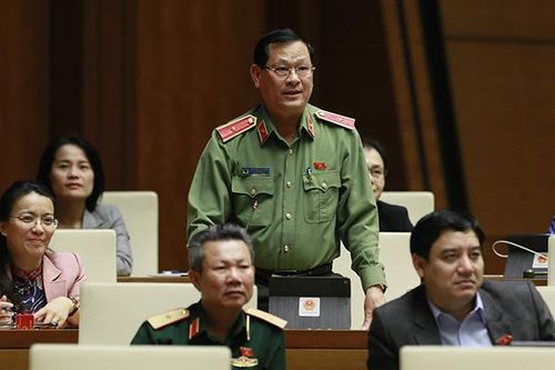 Tướng Nguyễn Hữu Cầu đề nghị cấm mua bán bào thai, thuốc lào Ả Rập