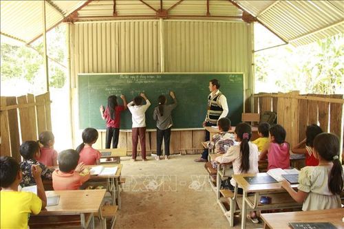 Khắc phục khó khăn ở trường học vùng cao Sơn La