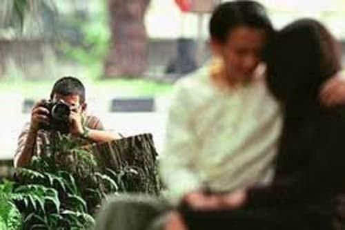 Cay đắng phát hiện chồng cặp với quý bà bằng tuổi mẹ để 'làm giàu' nuôi vợ con