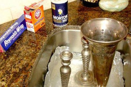 Những công dụng tuyệt vời của giấy bạc có thể bạn chưa biết