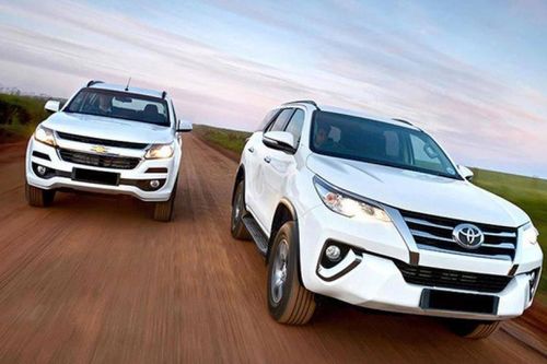 Chevrolet Traiblazer và Toyota Fortuner: Chọn SUV Mỹ hay Nhật?