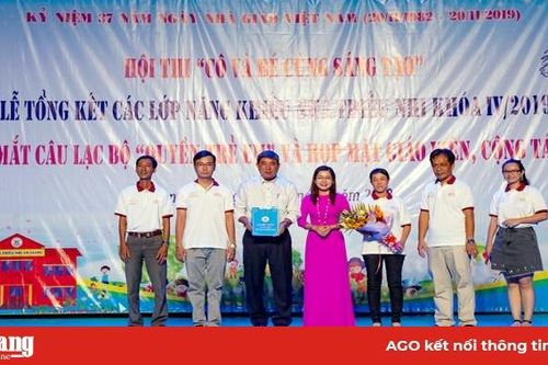 Trao thưởng Hội thi 'Cô và bé cùng sáng tạo'