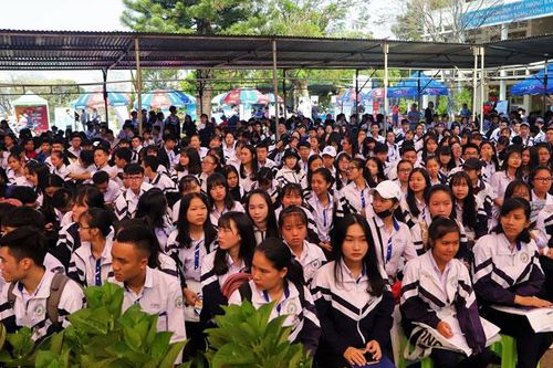 Trường THPT Bảo Lộc tự hào viết tiếp truyền thống