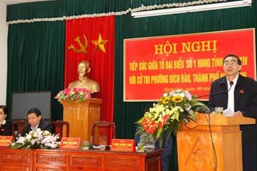 Đại biểu HĐND tỉnh tiếp xúc cử tri thành phố Ninh Bình