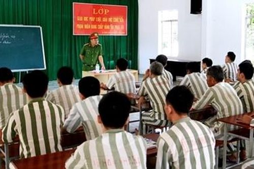 Những người thầy đặc biệt tại Trại giam Định Thành
