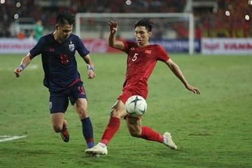 Báo nước ngoài: Văn Hậu là người hùng đội tuyển Việt Nam