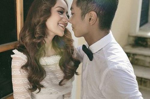 Khánh Thi: Cô giáo 'hớp hồn' nam sinh kém 12 tuổi và cuộc sống hôn nhân viên mãn cùng học trò