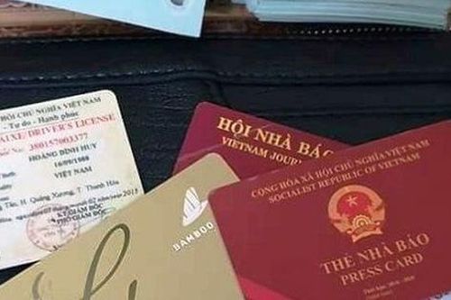 Chủ nhà hàng trả lại hơn 200 triệu đồng cho vị khách đãng trí