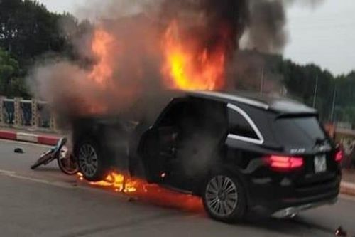 Hé lộ nguyên nhân ban đầu vụ xe Mercedes cháy rực kèm tiếng nổ lớn làm 1 người chết