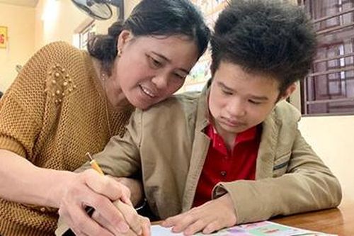 Những trang giáo án nặng tình thương