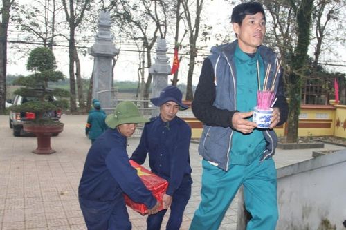 Quảng Trị: Tìm thấy 4 hài cốt liệt sỹ tại vườn nhà người dân