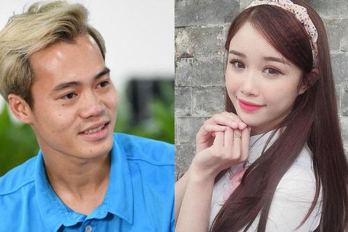 Bạn gái Văn Toàn ghen tỵ vì bố mẹ đến sân xem trận Việt Nam - Thái Lan