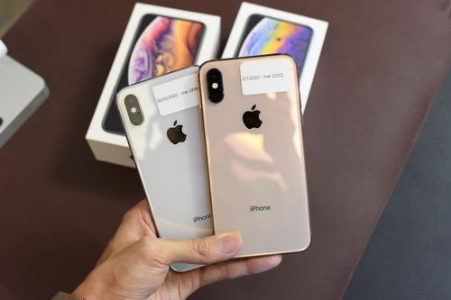 iPhone xách tay đời cũ tiếp tục giảm giá mạnh tại Việt Nam