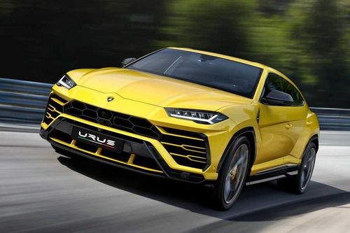 Chàng trai người Anh bị tịch thu Lamborghini Urus vì tờ giấy bảo hiểm