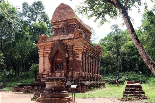 Trưng bày 'Tiến trình bảo tồn và phát triển Di sản Văn hóa thế giới Mỹ Sơn'
