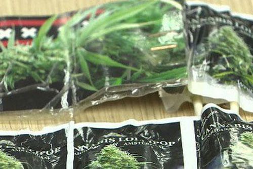 Ngăn chặn hoạt động mua bán cần sa núp bóng sản phẩm bánh kẹo
