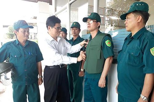 Góp sức cùng doanh nghiệp ổn định phát triển sản xuất