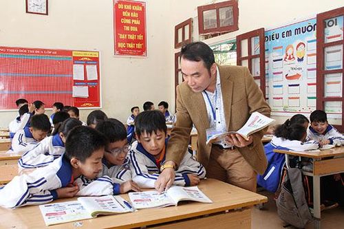 Thầy giáo 'truyền lửa' đam mê học tiếng Anh