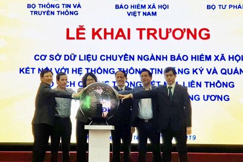 Kết nối cơ sở dữ liệu bảo hiểm xã hội với hệ thống thông tin liên thông