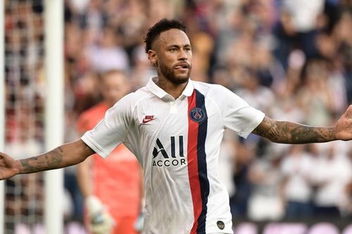 Neymar lại gây chuyện ở PSG