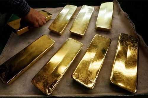 Đấu giá lô vàng thỏi và trang sức hơn 9 tỷ đồng