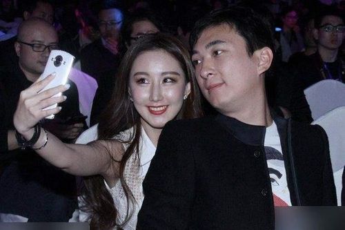 Tỷ phú showbiz Trung Quốc bị niêm phong tài sản
