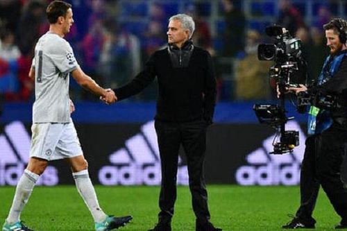 Tin bóng đá MU 22/11: Mourinho muốn 'cướp' Matic. MU có 3 phương án thay Erling Haaland