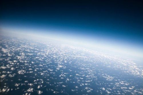 Khí cười là tác nhân đứng thứ ba làm suy giảm tầng ozone