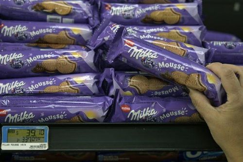 Áo: Một chiếc xe tải chở 20 tấn chocolate 'bốc hơi' bí hiểm