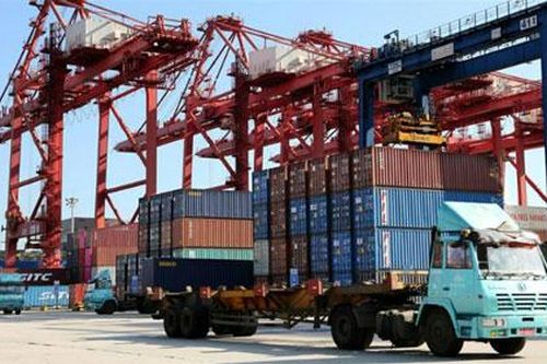 'Mỹ và Trung Quốc đang tham gia một cuộc chiến kinh tế vô nghĩa'