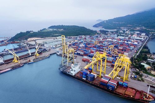 Khi cả nước cùng ưu ái cho logistics