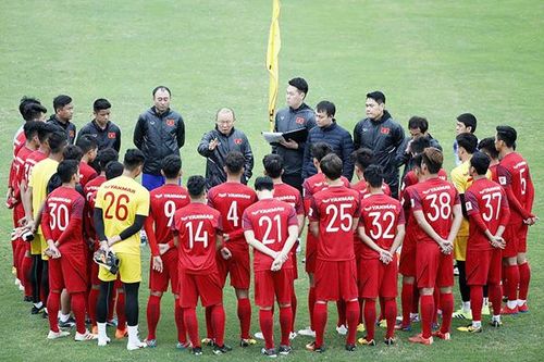 Chúc cho 'chân cứng đá mềm'