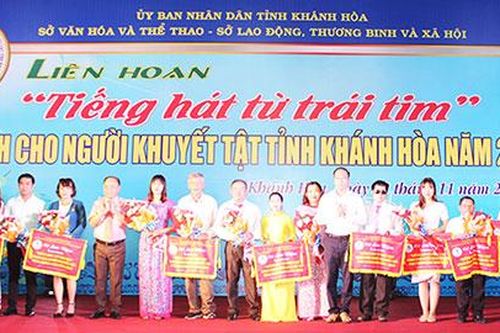 Liên hoan 'Tiếng hát từ trái tim'