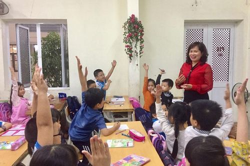 Cô giáo giàu lòng nhân ái