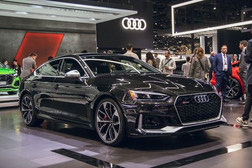 Audi RS 5 mới gây ấn tượng với phiên bản Báo Đen