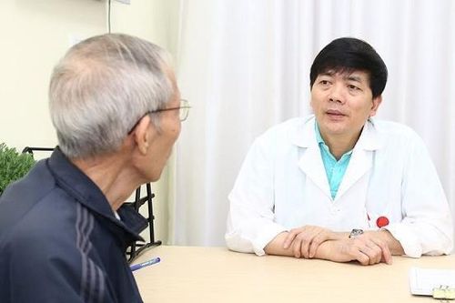 Bệnh nhân mất cơ hội sống vì nhầm ung thư thành trĩ