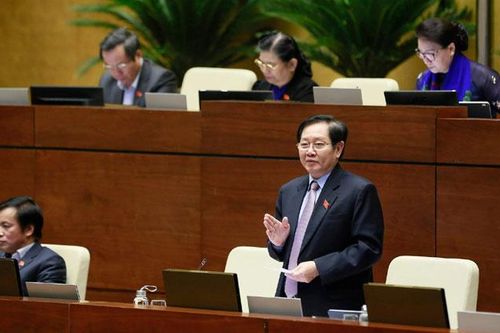 'Giấy phép con' trong công tác cán bộ: Chỉ để làm đẹp hồ sơ cán bộ, công chức