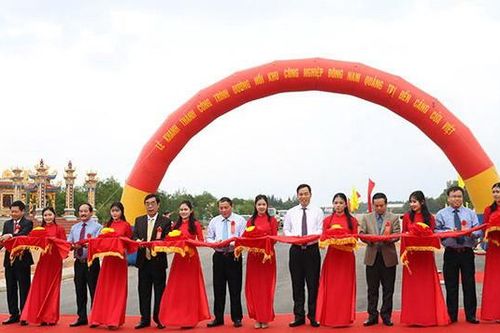 Khánh thành đường trung tâm trục dọc Khu kinh tế Đông Nam Quảng Trị