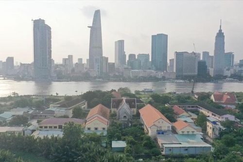 Chính sách quản lý bất cập: Vì đất, mất cán bộ