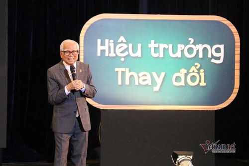 'Khi lúc nào cũng bức xúc chuyện trường lớp, đầu tôi bạc đi rất nhanh'
