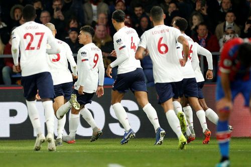 Thắng siêu kịch tính, Liverpool xây chắc ngôi đầu