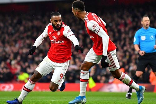 Lacazette lập cú đúp, Arsenal thoát thua ở phút 96