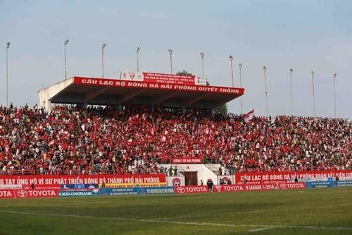 Chuyển nhượng V.League: Dạo quanh các sân cỏ