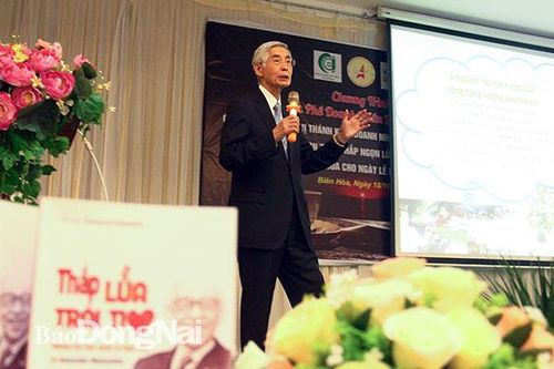 'Doanh nhân trẻ hãy như cây tre, vững chãi và mềm dẻo để vươn mình'