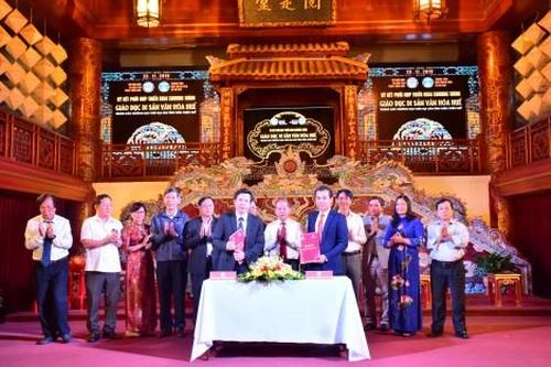 Văn hóa - Nghệ thuật Thông tin văn hóa Ký kết hợp tác đưa di sản văn hóa vào trường học