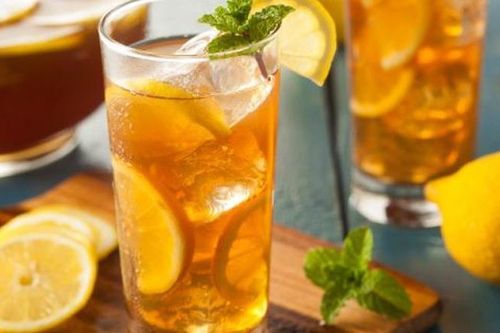 Bùng nổ tiệm trà chanh giữa lúc trà sữa thoái trào
