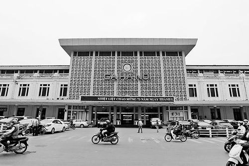 'Đẩy' nhà ga đường sắt khỏi nội đô, lợi hay hại?