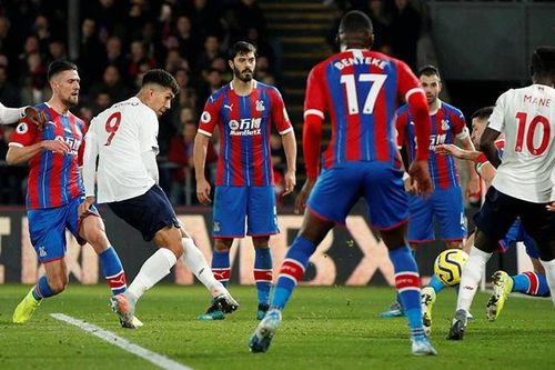 Liverpool thắng Crystal Palace 2-1 trên sân khách
